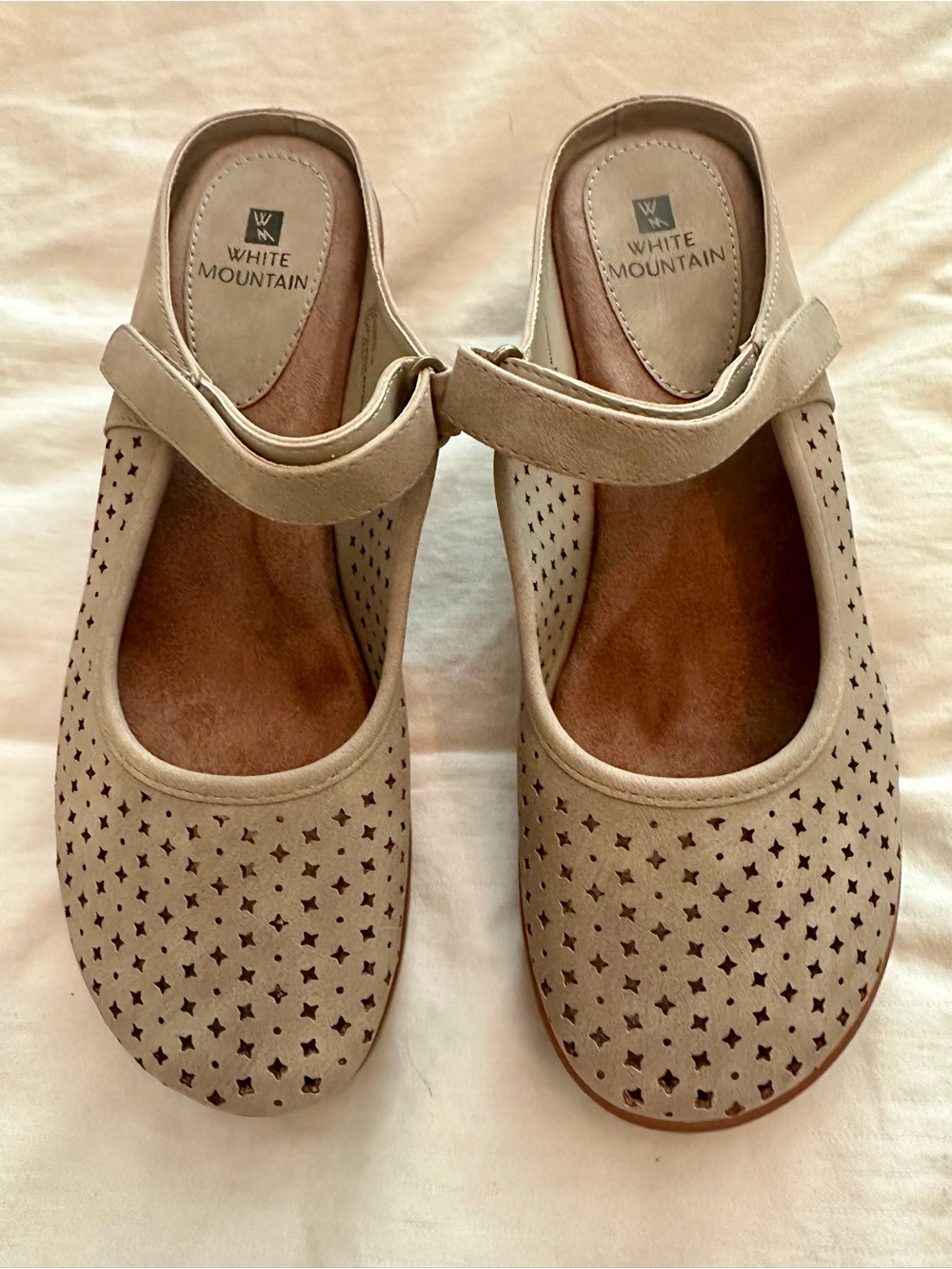 White Mountain Taupe Star-Perforated Mary Jane Clogs, New - Picture 1 of 7